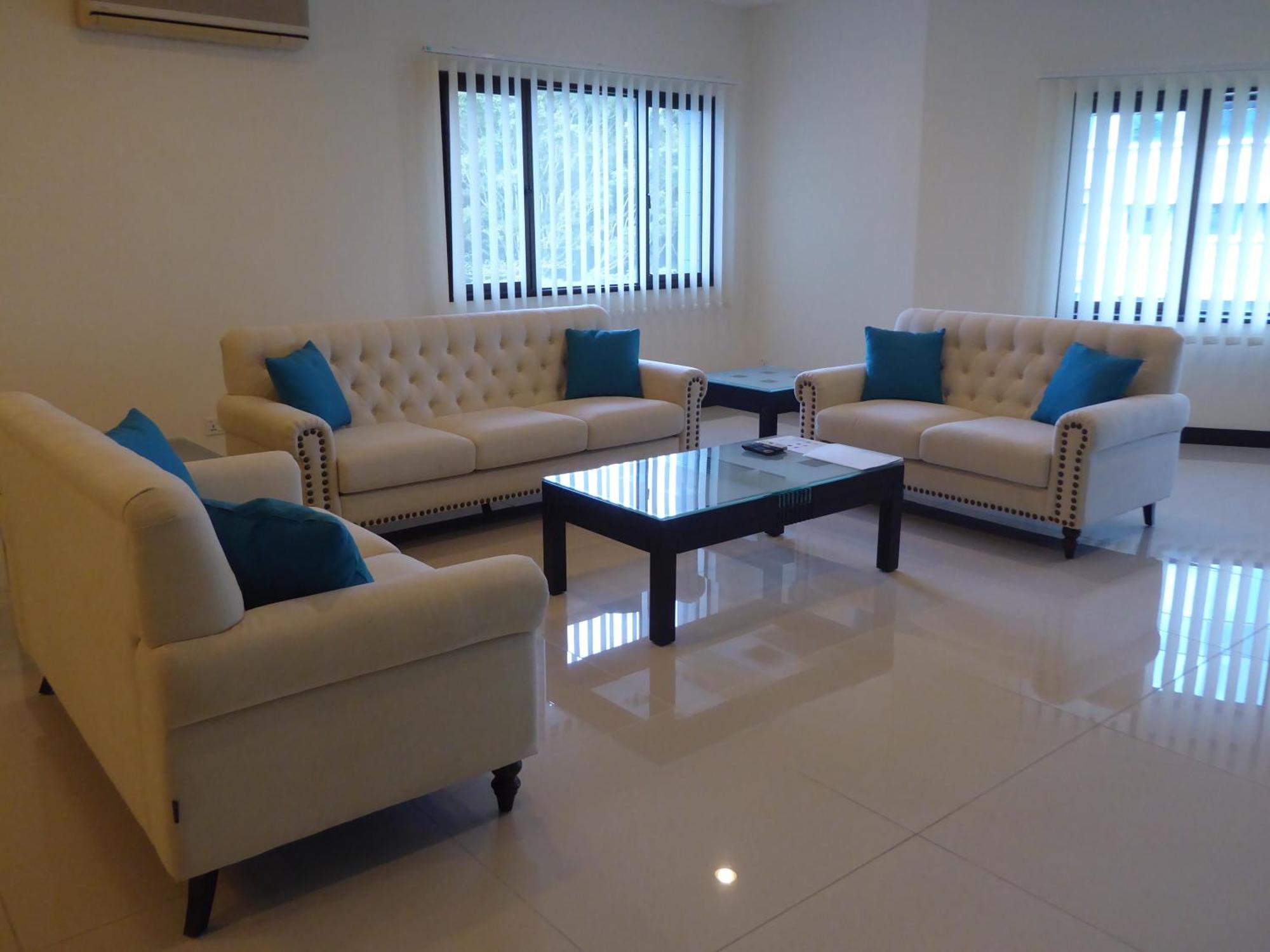 Rimbun Suites & Residences Bandar Seri Begawan Room photo
